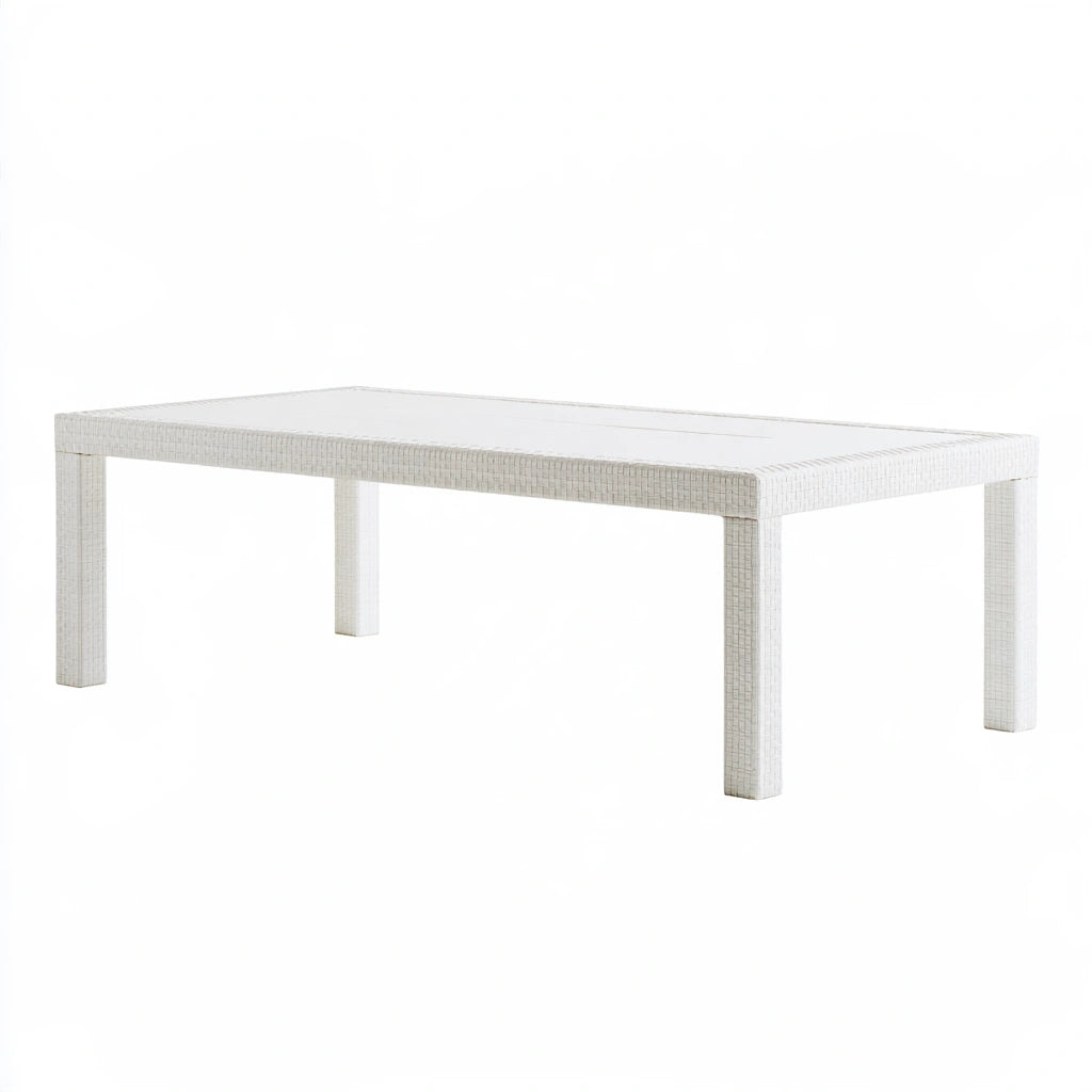 Table à manger aux lignes épurées, coloris blanc
